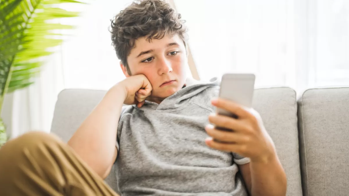 شبکه‌های اجتماعی و چاقی- دکتر طالبیان- بهترین جراح چاقی